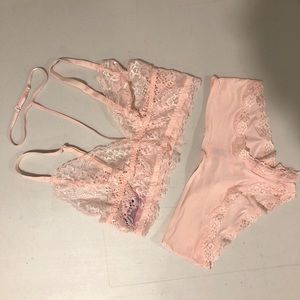 La Senza baby pink choker bralette & panty set